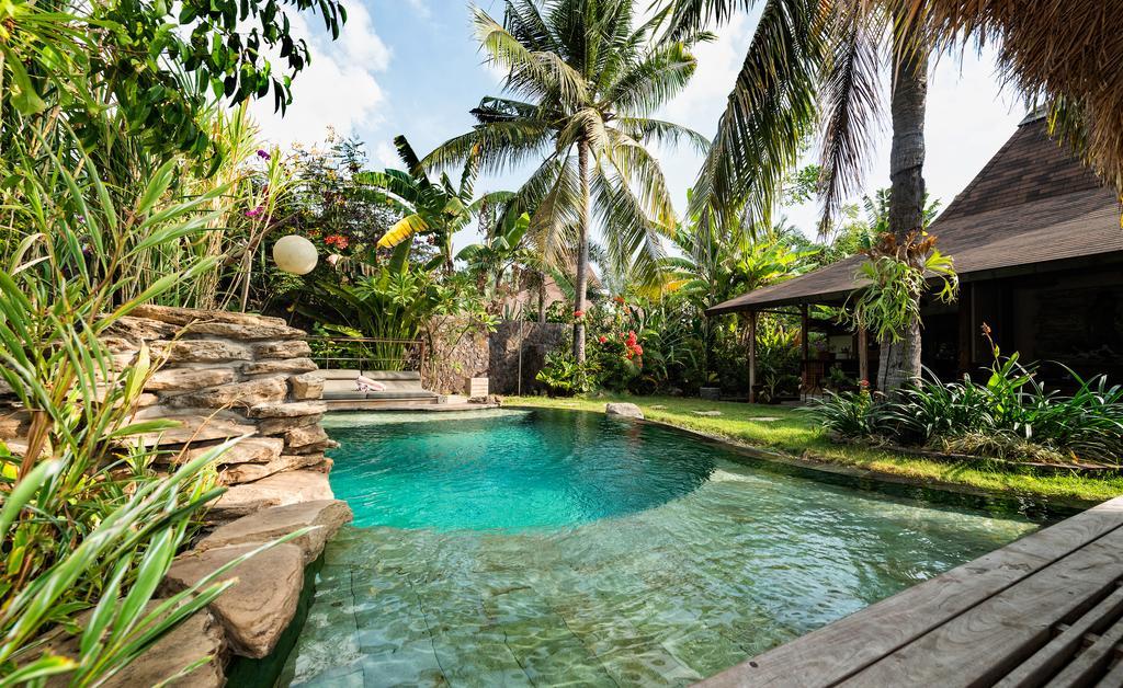 Villa Bhuvana With Private Swimming Pool Quần đảo Gili Phòng bức ảnh