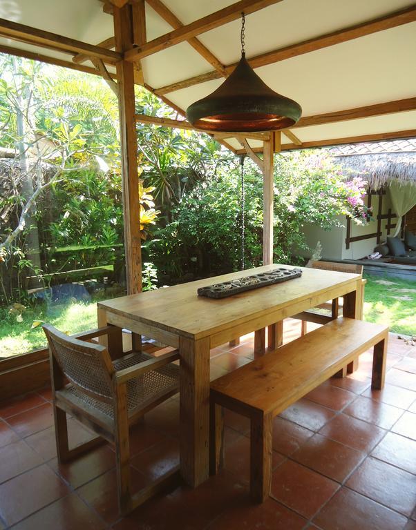 Villa Bhuvana With Private Swimming Pool Quần đảo Gili Ngoại thất bức ảnh