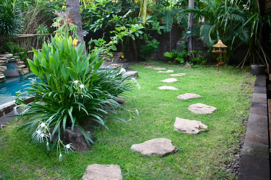 Villa Bhuvana With Private Swimming Pool Quần đảo Gili Ngoại thất bức ảnh