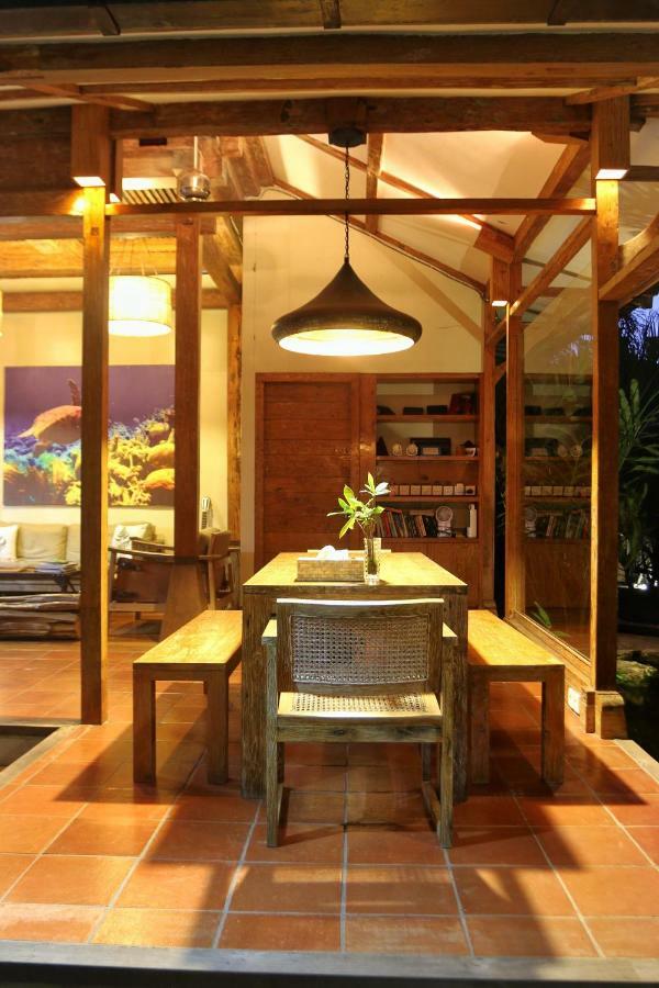 Villa Bhuvana With Private Swimming Pool Quần đảo Gili Ngoại thất bức ảnh