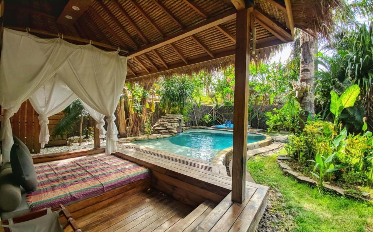 Villa Bhuvana With Private Swimming Pool Quần đảo Gili Ngoại thất bức ảnh